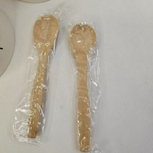 Rae Dunn Guacamole And Salsa Bowl Set Ceramic Dip Bowls 2 Bamboo Spoons - Picture 4 of 12